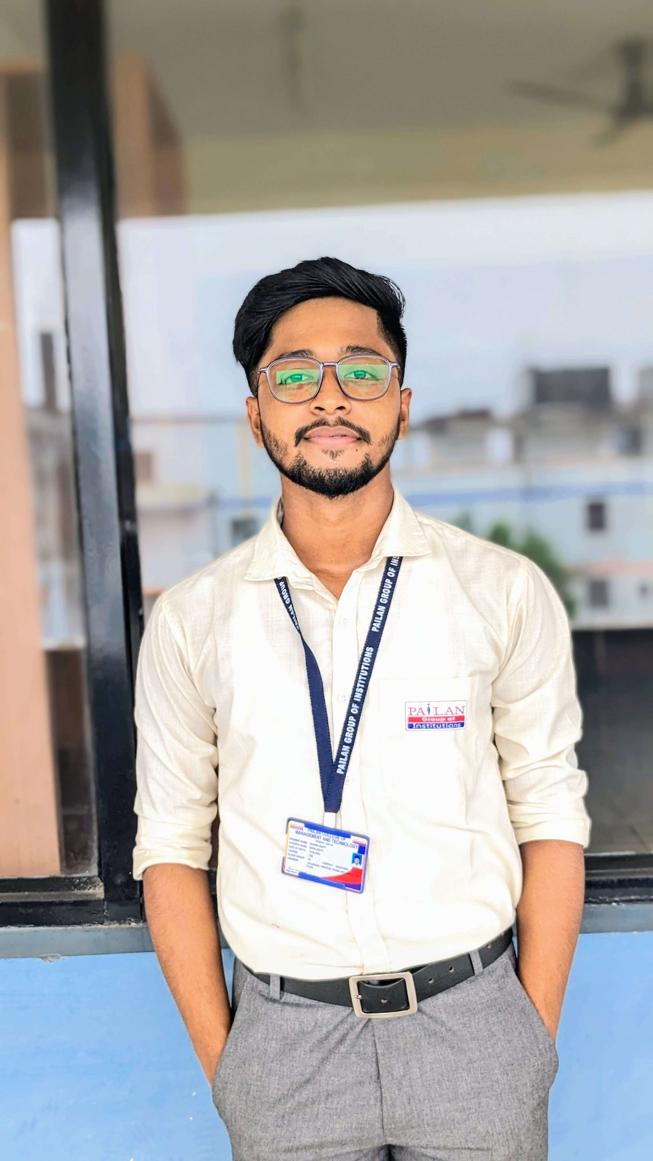 Profile photo of SOURIK MAITY
