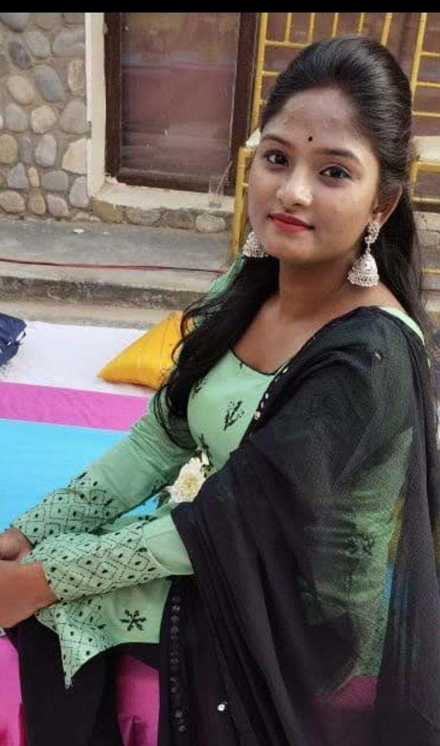 Profile photo of Isha sah
