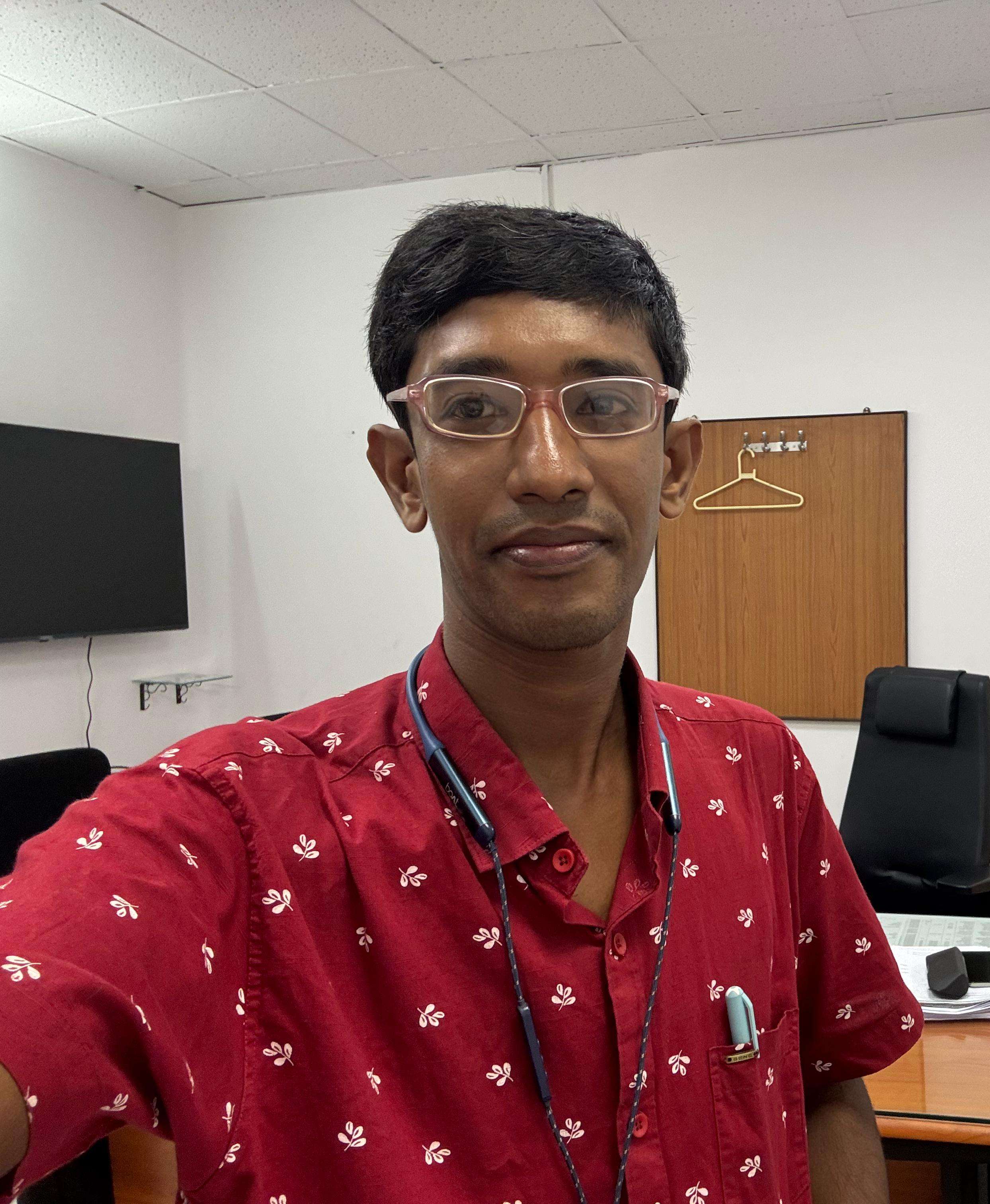 Profile photo of Sayan Dey