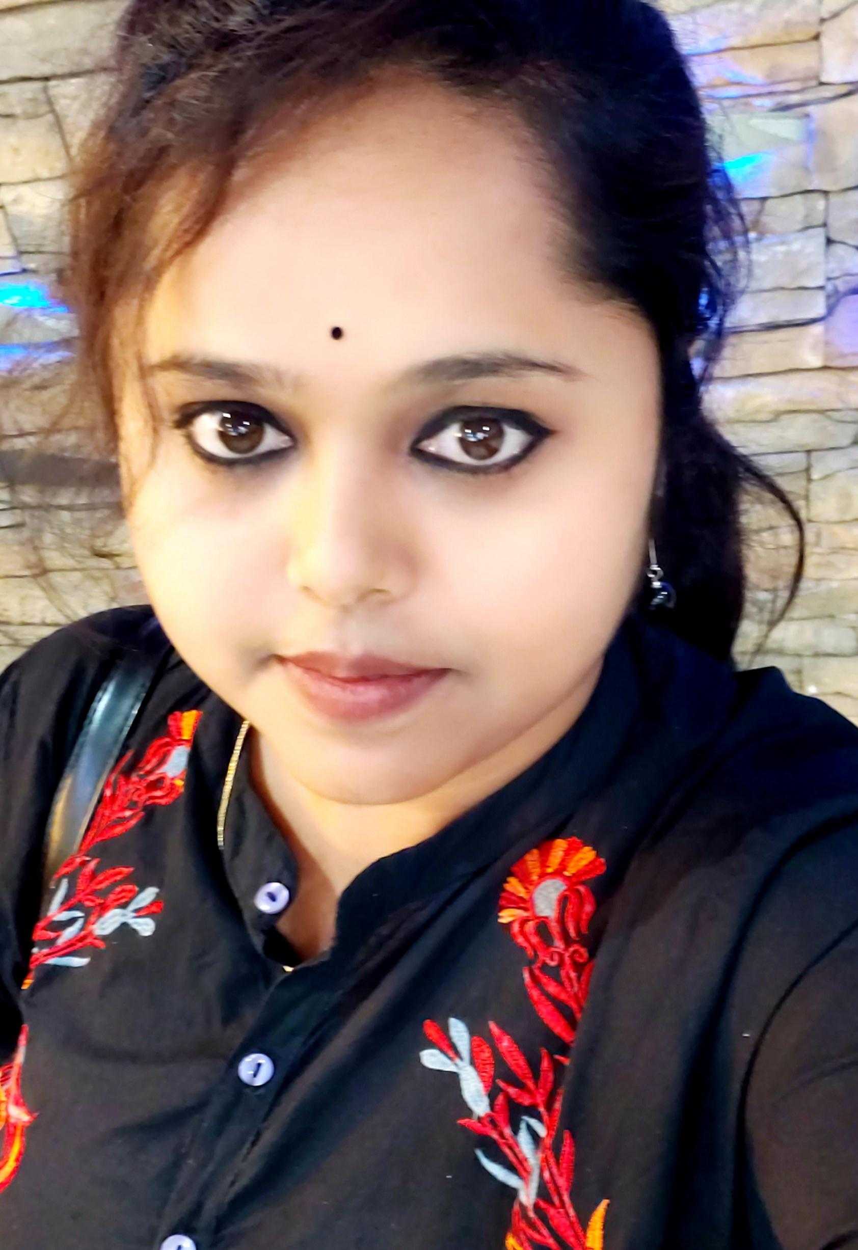Profile photo of Mou Saha